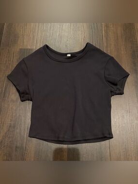 Alo Yoga Ribbed Cropped Tee Black Short Sleeve Top M